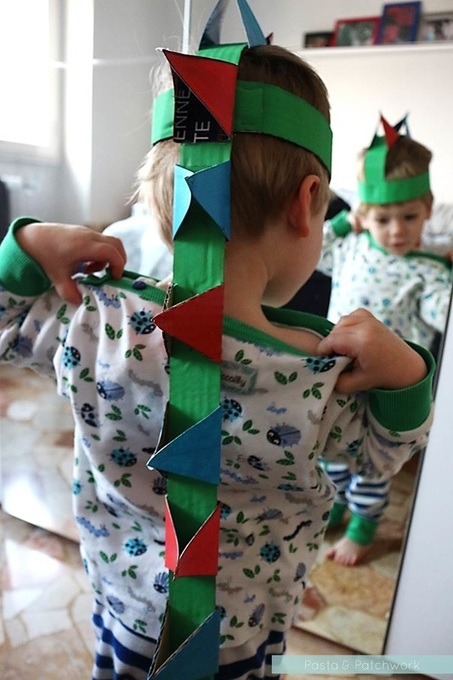 Pasta & Patchwork Winter 2014-15 Project Round-up: DIY Toddler Dinosaur Headband (link to tutorial in post)